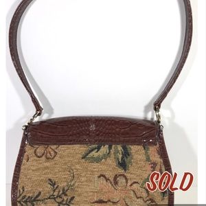 NWOT Liz Claiborne Small Shoulder Bag